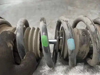 Автозапчастина б/у амортизатор передній лівий для lexus is 200 (ds2/is2) d-cat посилання на oem iam 4852053081  222227031745