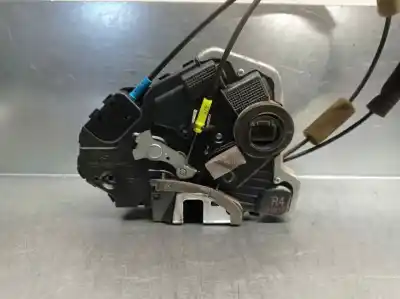 Автозапчасти б/у замок передней правой двери за lexus is 200 (ds2/is2) d-cat ссылки oem iam 6903053090  