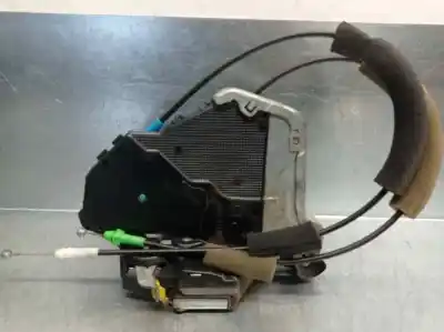 Автозапчасти б/у замок левой передней двери за lexus is 200 (ds2/is2) d-cat ссылки oem iam 6904053100  