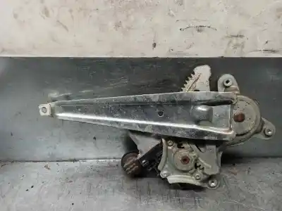 Second-hand car spare part rear right window regulator for lexus is 200 (ds2/is2) d-cat oem iam references 8572058010  