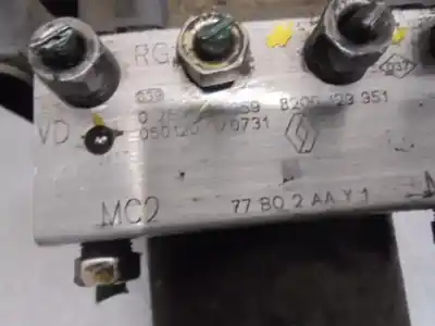 Pezzo di ricambio per auto di seconda mano abs per renault modus / grand modus (f/jp0_) 1.5 dci (fp0d jp0d) riferimenti oem iam 8200129951  0265231359