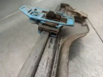 Second-hand car spare part driver left window regulator for renault modus 1.5 dci diesel oem iam references 8200748381  