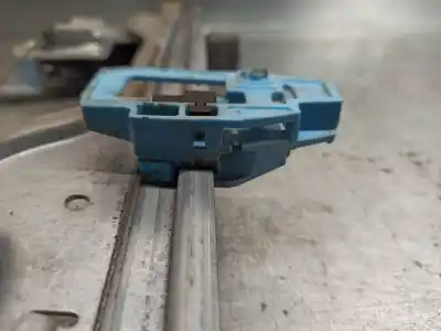 Second-hand car spare part driver left window regulator for renault modus 1.5 dci diesel oem iam references 8200748381  