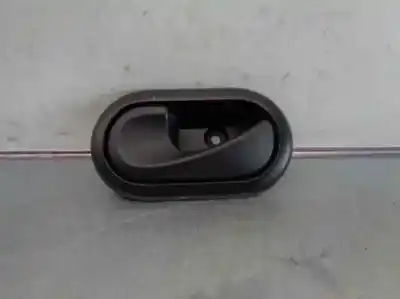 Second-hand car spare part interior right rear handle for dacia sandero 1.6 cat oem iam references 8200733847