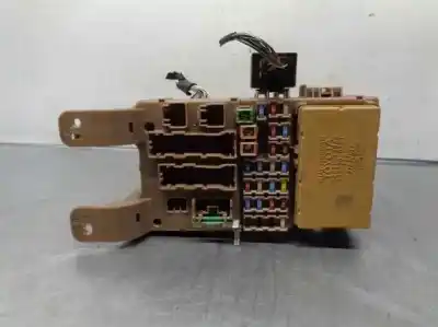 Peça sobressalente para automóvel em segunda mão caixa de fusíveis e relés por toyota corolla (_e12_) 2.0 d-4d (cde120_) referências oem iam 8264113040