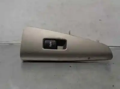 Peça sobressalente para automóvel em segunda mão botão / interruptor elevador vidro traseiro esquerdo por toyota corolla (_e12_) 2.0 d-4d (cde120_) referências oem iam 8403013031