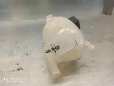 Автозапчасти б/у расширительный депозит за dacia duster (hm_) 1.6 sce 115 (hmm1) ссылки oem iam 217100680r   Автозапчасти б/у расширительный депозит за dacia duster (hm_) 1.6 sce 115 (hmm1) ссылки oem iam 217100680r