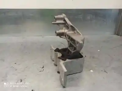 Автозапчасти б/у передняя опора двигателя за dacia duster (hm_) 1.6 sce 115 (hmm1) ссылки oem iam 112323489r  