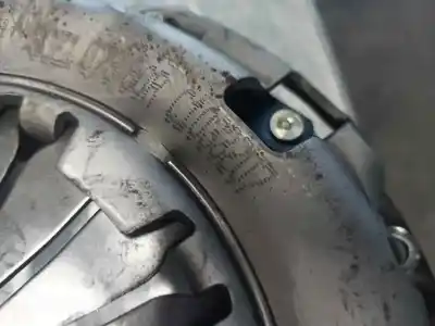 Автозапчастина б/у комплект зцеплення для dacia duster (hm_) 1.6 sce 115 (hmm1) посилання на oem iam 802107380r  