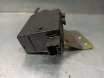 Second-hand car spare part fuel door cover motor for saab 900 berlina 2.0 cat oem iam references 4493300t