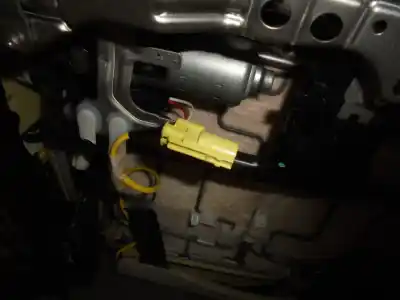 Автозапчасти б/у сиденье правое переднее за lexus is 200 (ds2/is2) 220d ссылки oem iam 7110053731c6  