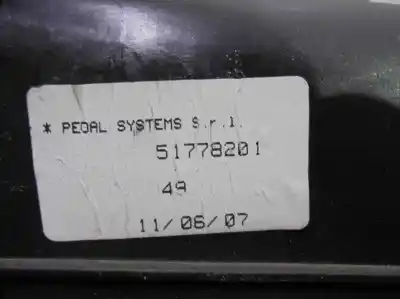 Pezzo di ricambio per auto di seconda mano pedale dell acceleratore per fiat bravo ii (198_) 1.4 (198axa1b) riferimenti oem iam 51778201  3801980029