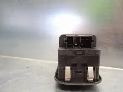 Автозапчасти б/у выключатель левого переднего окна за peugeot 307 (s2) 1.6 16v hdi ссылки oem iam 5332  