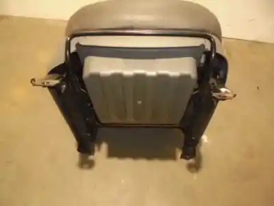 Автозапчастина б/у передне праве сиділо для ssangyong rodius i 2.7 xdi посилання на oem iam 7400621052ccr  