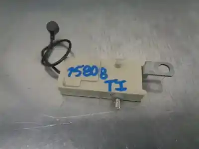 Автозапчастина б/у антена для cadillac srx v6 elegance посилання на oem iam 25767968  