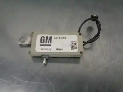 Автозапчастина б/у антена для cadillac srx v6 elegance посилання на oem iam 25767968