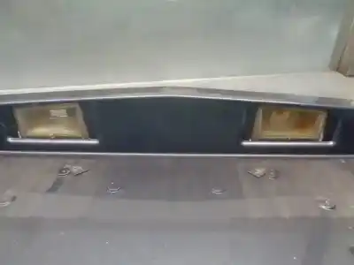 Second-hand car spare part center tailgate light for cadillac srx v6 elegance oem iam references 15930602  61a56620003