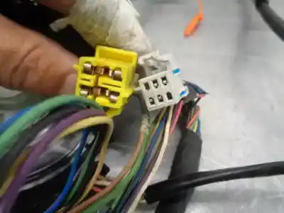 Автозапчасти б/у кольцо подушки безопасности за cadillac srx v6 elegance ссылки oem iam 10384710  