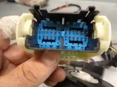 Автозапчасти б/у кольцо подушки безопасности за cadillac srx v6 elegance ссылки oem iam 10384710  