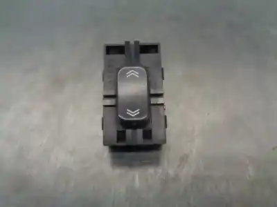 Автозапчастина б/у передній правий віконний вимикач для cadillac srx v6 elegance посилання на oem iam 25750263