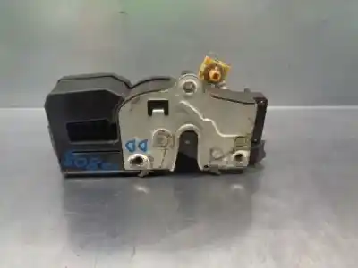 Second-hand car spare part front right door lock for cadillac srx v6 elegance oem iam references 15817044