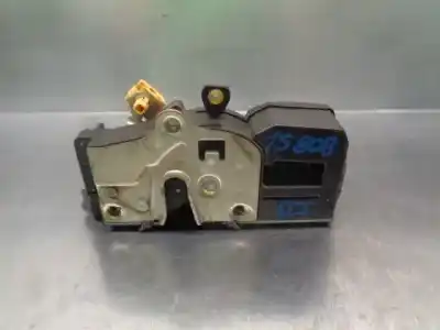 Second-hand car spare part left front door lock for cadillac srx v6 elegance oem iam references 15817041