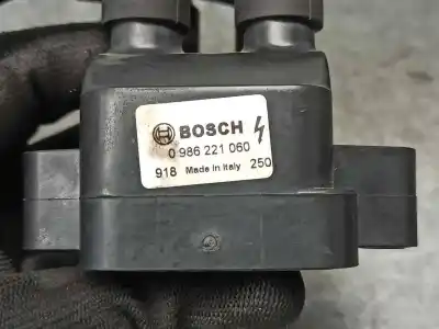 Peça sobressalente para automóvel em segunda mão bobina de ignição por dacia dokker 1.6 cat (bivalent. gasolina / gpl) referências oem iam r3003s00100  0986221060