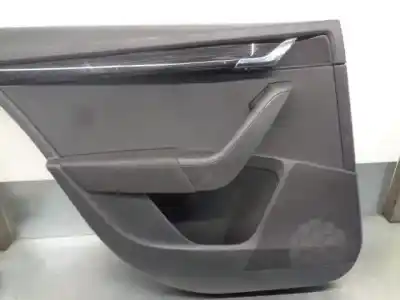 Автозапчасти б/у обивка задней левой двери за skoda octavia lim. (5e3) active ссылки oem iam 5e9867211  5e5867023bl