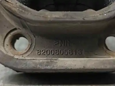 Second-hand car spare part rear engine support for dacia duster ambiance 4x2 oem iam references 8200805813  