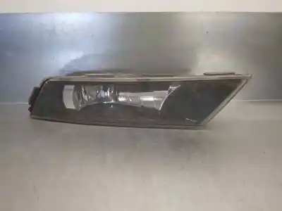Автозапчастина б/у правий протитуман для skoda superb (3v3) active посилання на oem iam 3v0941700