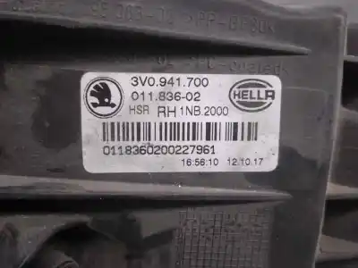 Автозапчастина б/у правий протитуман для skoda superb (3v3) active посилання на oem iam 3v0941700  01183602
