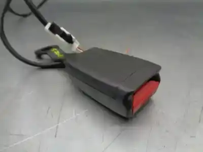 Peça sobressalente para automóvel em segunda mão chicote / encaixe cinto segurança dianteiro esquerdo por nissan note (e11e) acenta referências oem iam 305821210  