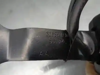 Peça sobressalente para automóvel em segunda mão chicote / encaixe cinto segurança dianteiro esquerdo por nissan note (e11e) acenta referências oem iam 305821210  