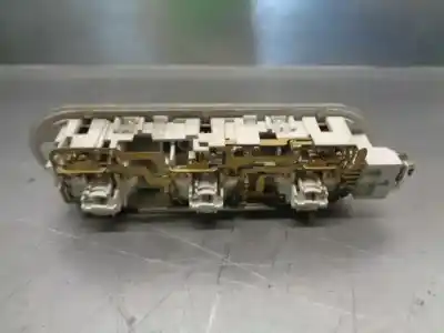 Second-hand car spare part interior light for nissan note (e11e) acenta oem iam references 8200073234  