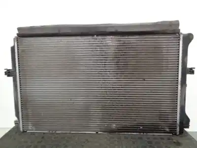 Piesă de schimb auto la mâna a doua radiator de apa pentru skoda superb (3v3) active referințe oem iam   