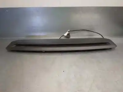 Peça sobressalente para automóvel em segunda mão farolim de travão central por mercedes-benz clase e (w213) e 220 d (213.004) referências oem iam a2136941100