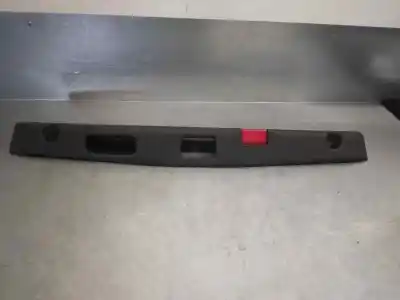 Peça sobressalente para automóvel em segunda mão moldagem por mercedes-benz clase e (w213) e 220 d (213.004) referências oem iam a2136901325