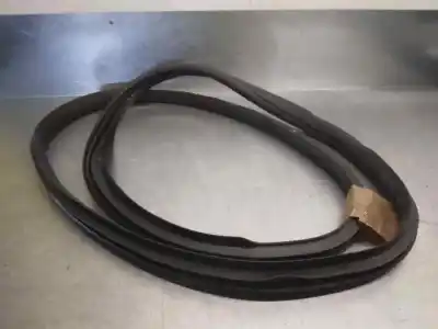Peça sobressalente para automóvel em segunda mão junta vedante da porta por mercedes-benz clase e (w213) e 220 d (213.004) referências oem iam a2047271187