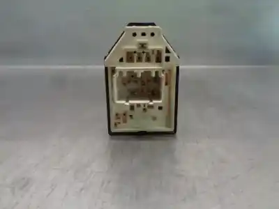 Pezzo di ricambio per auto di seconda mano controllo specchio per kia cee´d concept riferimenti oem iam 935601h000  