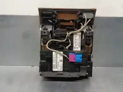Second-hand car spare part interior light for audi a8 d3 (4e2, 4e8) 3.0 tdi quattro oem iam references 4e0907135a  51003060004
