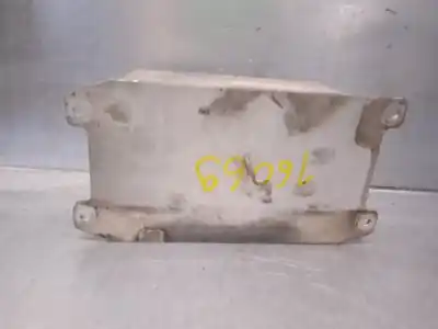 Second-hand car spare part engine oil cooler for audi a8 d3 (4e2, 4e8) 3.0 tdi quattro oem iam references 4e0317021e  