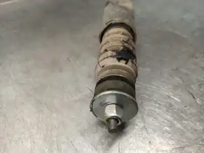 Second-hand car spare part rear left shock absorber for dacia duster ambiance 4x2 oem iam references 562105043r  e1010104