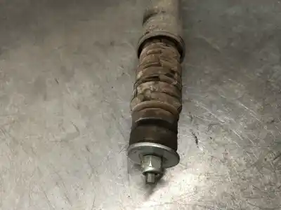 Second-hand car spare part right rear shock absorber for dacia duster ambiance 4x2 oem iam references 562105043r  e1010104