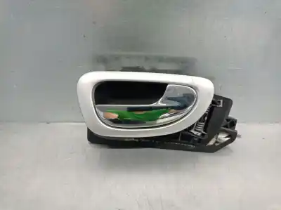 Peça sobressalente para automóvel em segunda mão puxador interior dianteiro direito por peugeot 307 cc (s1) 2.0 referências oem iam 9643604477