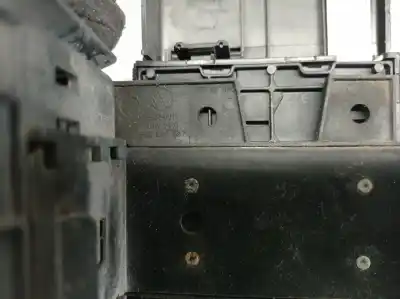 Peça sobressalente para automóvel em segunda mão caixa de fusíveis e relés por seat ibiza (6k1) free sky referências oem iam 1gd937550  6k0937557