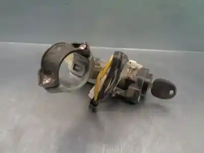Second-hand car spare part ignition switch for hyundai tucson (jm) 2.0 crdi oem iam references 819102ea00