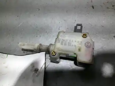 Автозапчастина б/у централізований двигун зкриття ворот для skoda superb i (3u4) 1.9 tdi посилання на oem iam 3b5827061c