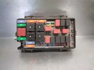 Gebrauchtes Autoersatzteil RELAIS SICHERUNGSKASTEN Multifunktionsrelais zum FIAT GRANDE PUNTO VAN (299)  OEM-IAM-Referenzen 51775622  