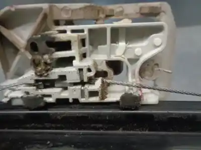 Second-hand car spare part passenger side right window regulator for seat leon st (5f8) reference plus oem iam references 5q0959802b 0130822718 bosch 5f4837462d