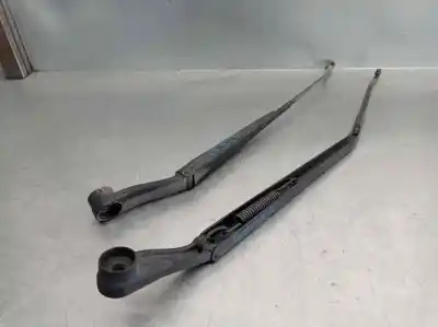 Second-hand car spare part front right windshield wiper arm for kia cerato 2.0 lx crdi familiar oem iam references 983202f000